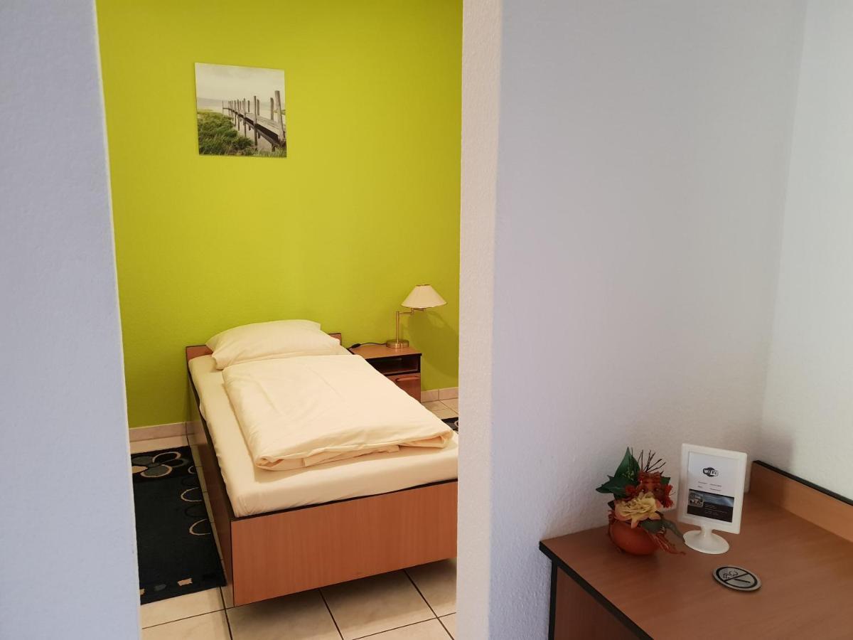 Walk-Inn Hotel Frankfurt Airport Kelsterbach Dış mekan fotoğraf